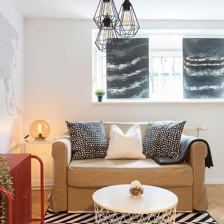 Modern Studio Near British Square Daire Zagreb Dış mekan fotoğraf