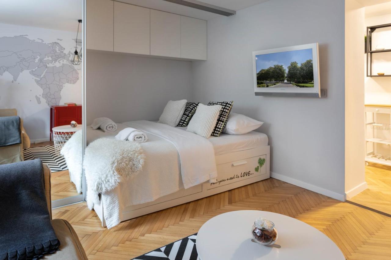 Modern Studio Near British Square Daire Zagreb Dış mekan fotoğraf