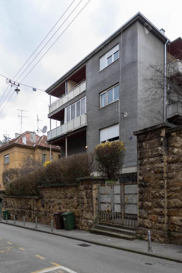 Modern Studio Near British Square Daire Zagreb Dış mekan fotoğraf
