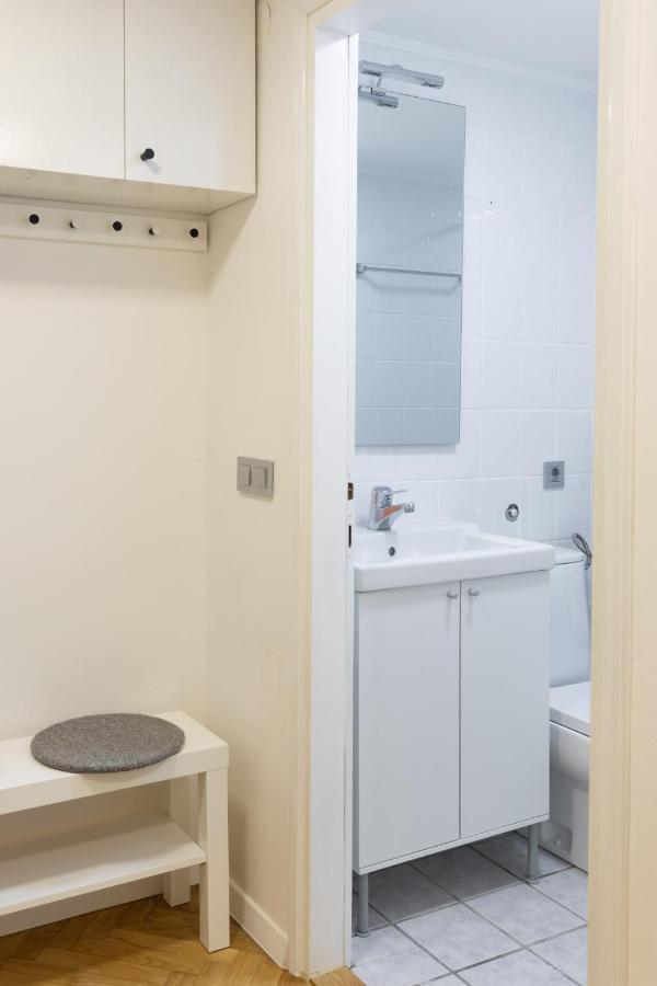 Modern Studio Near British Square Daire Zagreb Dış mekan fotoğraf