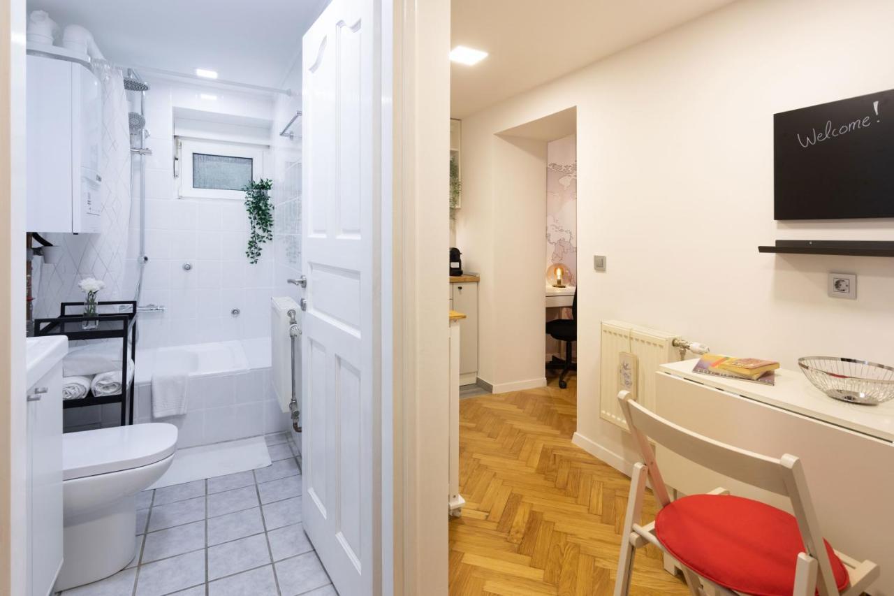 Modern Studio Near British Square Daire Zagreb Dış mekan fotoğraf